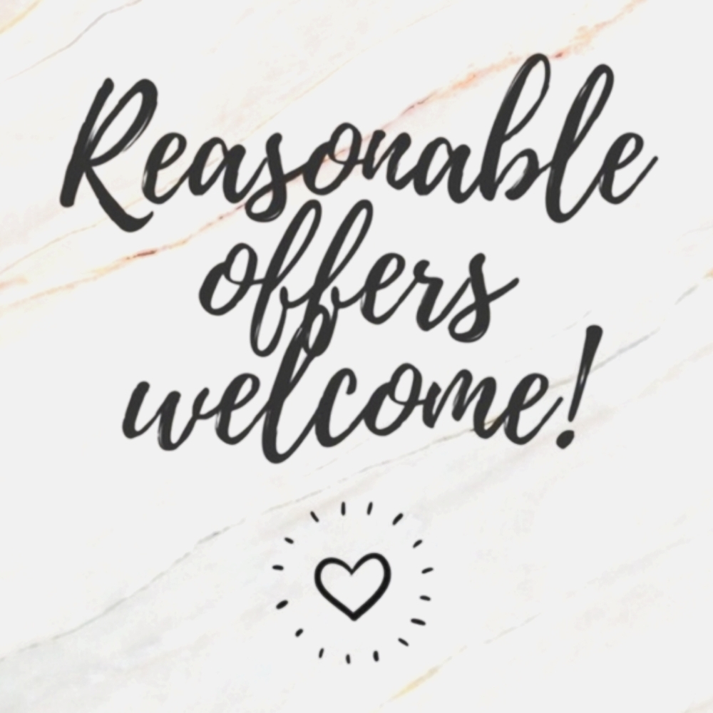 Make me a reasonable offer 😍 I can't say yes if you don't ask 🤩